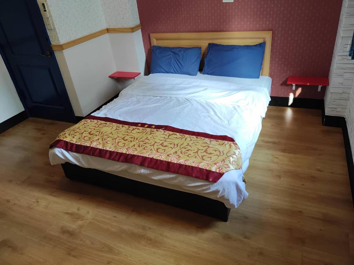 Tainan Suite II Bagian luar foto